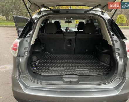 Сірий Ніссан Rogue, об'ємом двигуна 2.5 л та пробігом 218 тис. км за 10800 $, фото 17 на Automoto.ua