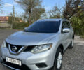 Сірий Ніссан Rogue, об'ємом двигуна 2.5 л та пробігом 160 тис. км за 11800 $, фото 4 на Automoto.ua