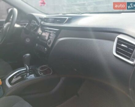 Сірий Ніссан Rogue, об'ємом двигуна 2.49 л та пробігом 137 тис. км за 13500 $, фото 30 на Automoto.ua