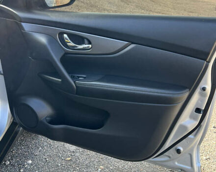 Сірий Ніссан Rogue, об'ємом двигуна 2.5 л та пробігом 160 тис. км за 11800 $, фото 36 на Automoto.ua