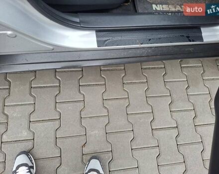 Серый Ниссан Rogue, объемом двигателя 2.5 л и пробегом 190 тыс. км за 10850 $, фото 15 на Automoto.ua