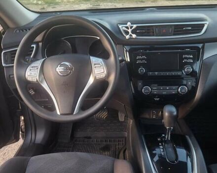 Серый Ниссан Rogue, объемом двигателя 2.5 л и пробегом 134 тыс. км за 12300 $, фото 9 на Automoto.ua