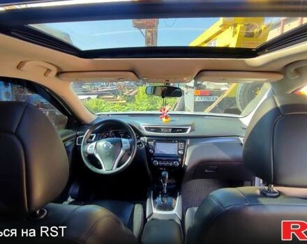 Серый Ниссан Rogue, объемом двигателя 2.5 л и пробегом 159 тыс. км за 13500 $, фото 3 на Automoto.ua