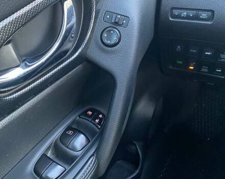 Серый Ниссан Rogue, объемом двигателя 2.49 л и пробегом 171 тыс. км за 15500 $, фото 15 на Automoto.ua