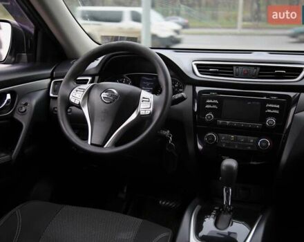 Серый Ниссан Rogue, объемом двигателя 2.49 л и пробегом 186 тыс. км за 13500 $, фото 10 на Automoto.ua