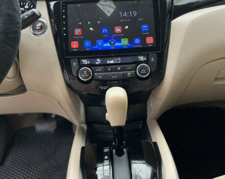 Сірий Ніссан Rogue, об'ємом двигуна 2.49 л та пробігом 208 тис. км за 12700 $, фото 22 на Automoto.ua