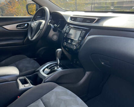 Сірий Ніссан Rogue, об'ємом двигуна 2.5 л та пробігом 160 тис. км за 11800 $, фото 39 на Automoto.ua