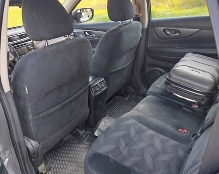 Серый Ниссан Rogue, объемом двигателя 2.5 л и пробегом 196 тыс. км за 11300 $, фото 1 на Automoto.ua