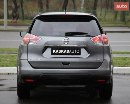 Серый Ниссан Rogue, объемом двигателя 2.49 л и пробегом 186 тыс. км за 13500 $, фото 4 на Automoto.ua