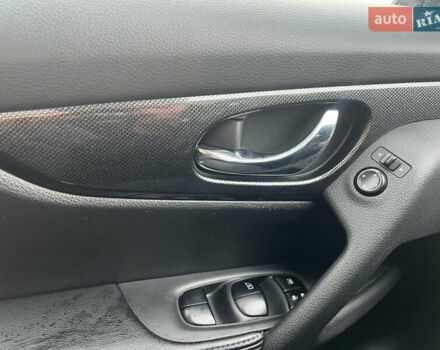 Серый Ниссан Rogue, объемом двигателя 2.49 л и пробегом 121 тыс. км за 11850 $, фото 19 на Automoto.ua