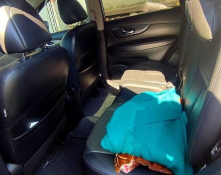 Серый Ниссан Rogue, объемом двигателя 2.5 л и пробегом 159 тыс. км за 13500 $, фото 4 на Automoto.ua