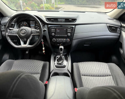 Серый Ниссан Rogue, объемом двигателя 2.5 л и пробегом 162 тыс. км за 12900 $, фото 29 на Automoto.ua