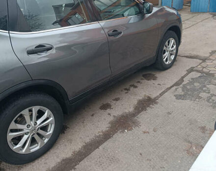 Серый Ниссан Rogue, объемом двигателя 2.5 л и пробегом 137 тыс. км за 11550 $, фото 5 на Automoto.ua