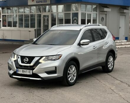 Серый Ниссан Rogue, объемом двигателя 2.5 л и пробегом 150 тыс. км за 13999 $, фото 4 на Automoto.ua