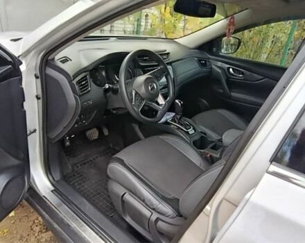 Сірий Ніссан Rogue, об'ємом двигуна 2.5 л та пробігом 130 тис. км за 16000 $, фото 6 на Automoto.ua