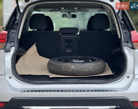 Серый Ниссан Rogue, объемом двигателя 2.5 л и пробегом 162 тыс. км за 12900 $, фото 20 на Automoto.ua