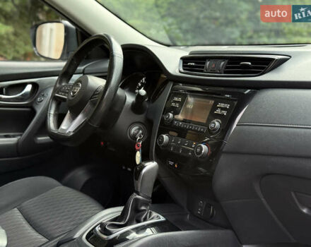 Серый Ниссан Rogue, объемом двигателя 2.5 л и пробегом 162 тыс. км за 12900 $, фото 26 на Automoto.ua