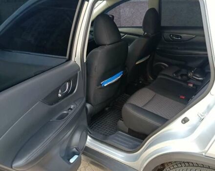 Сірий Ніссан Rogue, об'ємом двигуна 2.5 л та пробігом 170 тис. км за 12800 $, фото 22 на Automoto.ua