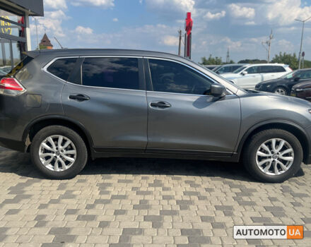 Серый Ниссан Rogue, объемом двигателя 2.5 л и пробегом 132 тыс. км за 12700 $, фото 7 на Automoto.ua