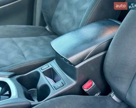 Серый Ниссан Rogue, объемом двигателя 2.5 л и пробегом 113 тыс. км за 13500 $, фото 23 на Automoto.ua