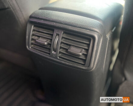 Серый Ниссан Rogue, объемом двигателя 2.5 л и пробегом 132 тыс. км за 12700 $, фото 26 на Automoto.ua