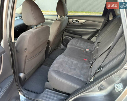 Серый Ниссан Rogue, объемом двигателя 2.49 л и пробегом 83 тыс. км за 12500 $, фото 40 на Automoto.ua