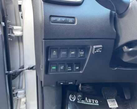 Серый Ниссан Rogue, объемом двигателя 2.5 л и пробегом 112 тыс. км за 12700 $, фото 7 на Automoto.ua