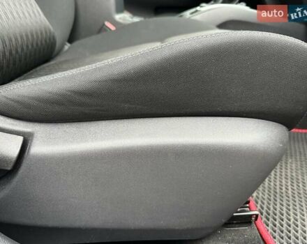 Серый Ниссан Rogue, объемом двигателя 2.49 л и пробегом 162 тыс. км за 11700 $, фото 12 на Automoto.ua