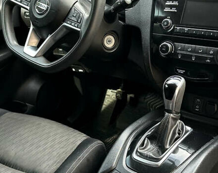 Серый Ниссан Rogue, объемом двигателя 2.49 л и пробегом 77 тыс. км за 13200 $, фото 14 на Automoto.ua