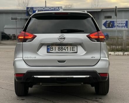 Серый Ниссан Rogue, объемом двигателя 2.5 л и пробегом 150 тыс. км за 13999 $, фото 5 на Automoto.ua