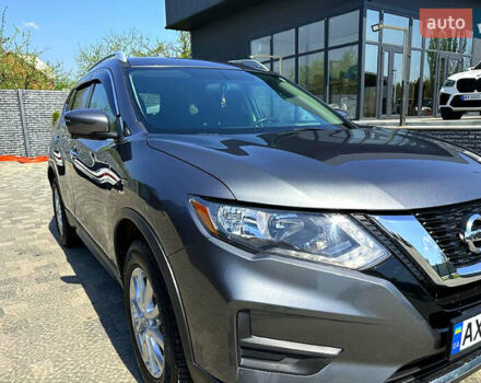 Сірий Ніссан Rogue, об'ємом двигуна 2.49 л та пробігом 66 тис. км за 14500 $, фото 1 на Automoto.ua