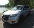 Сірий Ніссан Rogue, об'ємом двигуна 2.5 л та пробігом 160 тис. км за 12000 $, фото 8 на Automoto.ua