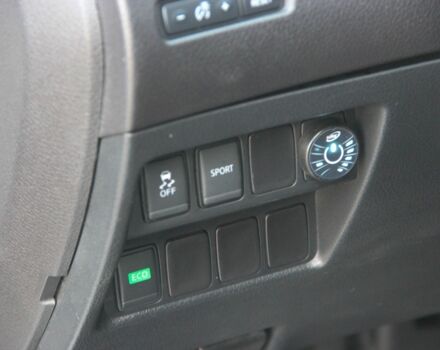 Сірий Ніссан Rogue, об'ємом двигуна 2.5 л та пробігом 105 тис. км за 12500 $, фото 10 на Automoto.ua