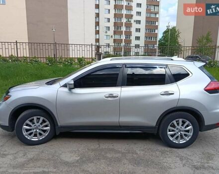Сірий Ніссан Rogue, об'ємом двигуна 2.5 л та пробігом 170 тис. км за 12800 $, фото 19 на Automoto.ua