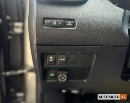 Серый Ниссан Rogue, объемом двигателя 2.5 л и пробегом 132 тыс. км за 12700 $, фото 11 на Automoto.ua