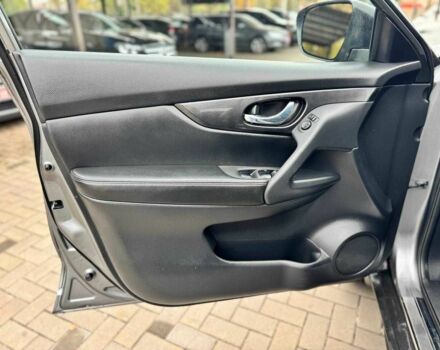 Серый Ниссан Rogue, объемом двигателя 2.5 л и пробегом 161 тыс. км за 13200 $, фото 11 на Automoto.ua