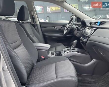 Серый Ниссан Rogue, объемом двигателя 2.49 л и пробегом 117 тыс. км за 15990 $, фото 9 на Automoto.ua