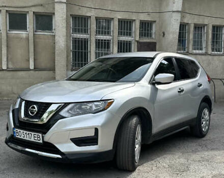 Серый Ниссан Rogue, объемом двигателя 2.49 л и пробегом 77 тыс. км за 13200 $, фото 4 на Automoto.ua