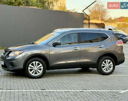 Серый Ниссан Rogue, объемом двигателя 2.49 л и пробегом 83 тыс. км за 12500 $, фото 6 на Automoto.ua