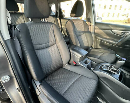 Серый Ниссан Rogue, объемом двигателя 2.49 л и пробегом 206 тыс. км за 12999 $, фото 24 на Automoto.ua