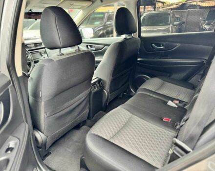 Серый Ниссан Rogue, объемом двигателя 2.5 л и пробегом 161 тыс. км за 13200 $, фото 14 на Automoto.ua