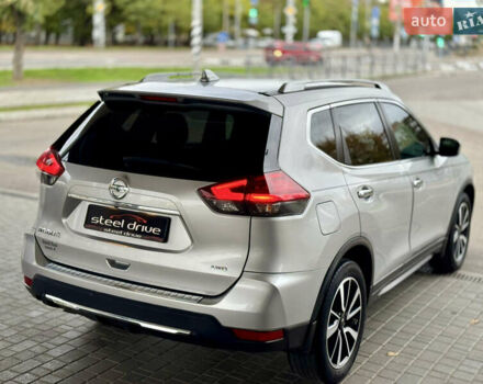 Серый Ниссан Rogue, объемом двигателя 2.49 л и пробегом 157 тыс. км за 13799 $, фото 6 на Automoto.ua