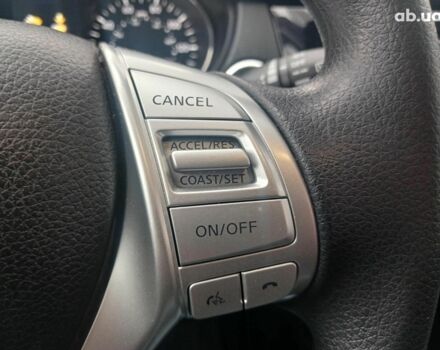 Серый Ниссан Rogue, объемом двигателя 2.5 л и пробегом 148 тыс. км за 12990 $, фото 14 на Automoto.ua