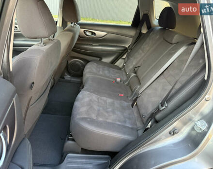 Серый Ниссан Rogue, объемом двигателя 2.49 л и пробегом 83 тыс. км за 12500 $, фото 39 на Automoto.ua