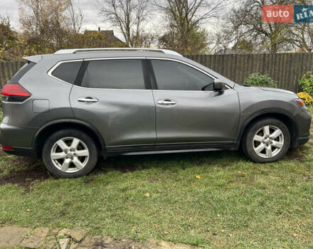 Серый Ниссан Rogue, объемом двигателя 2.49 л и пробегом 170 тыс. км за 16000 $, фото 4 на Automoto.ua