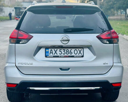 Серый Ниссан Rogue, объемом двигателя 2.49 л и пробегом 190 тыс. км за 12200 $, фото 8 на Automoto.ua