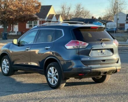 Серый Ниссан Rogue, объемом двигателя 2.5 л и пробегом 72 тыс. км за 5400 $, фото 7 на Automoto.ua