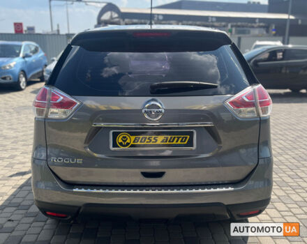 Серый Ниссан Rogue, объемом двигателя 2.5 л и пробегом 132 тыс. км за 12700 $, фото 5 на Automoto.ua