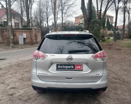 Серый Ниссан Rogue, объемом двигателя 2.5 л и пробегом 148 тыс. км за 12990 $, фото 5 на Automoto.ua