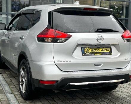 Серый Ниссан Rogue, объемом двигателя 2.5 л и пробегом 165 тыс. км за 14400 $, фото 4 на Automoto.ua